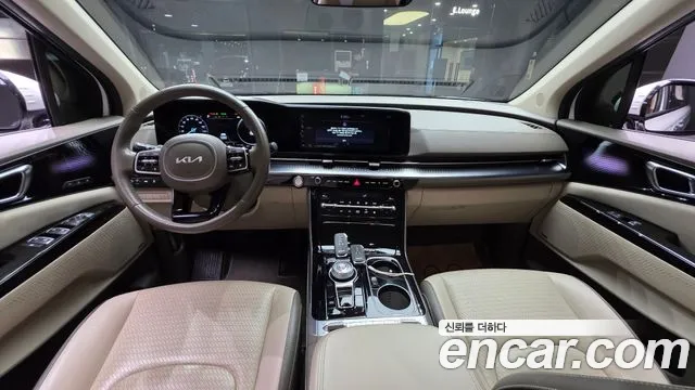 Kia Carnival 2022 thumb 3