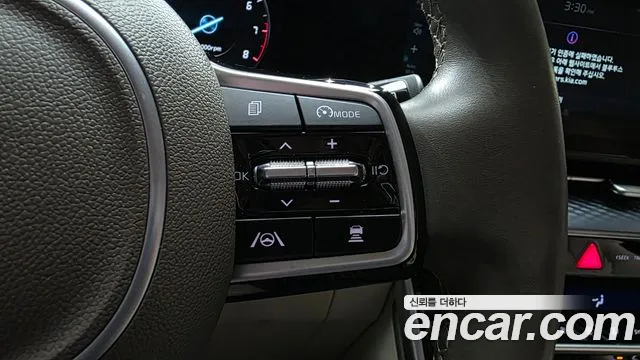 Kia Carnival 2022 thumb 5