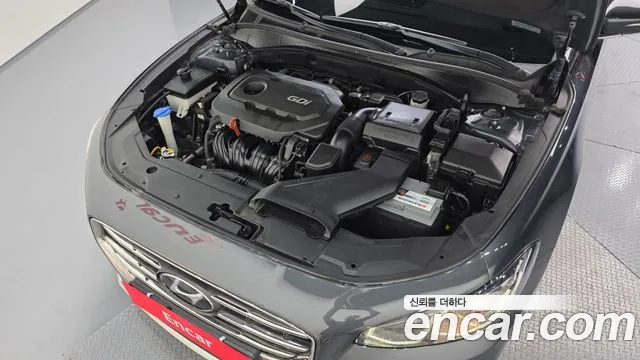 Hyundai Grandeur 2017 thumb 2