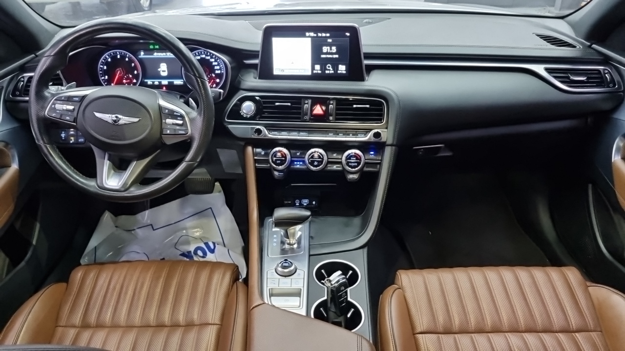 Genesis G70 2018 thumb 10