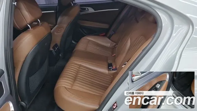 Genesis G70 2018 thumb 5