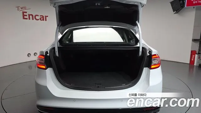 Ford Mondeo 2016 thumb 4