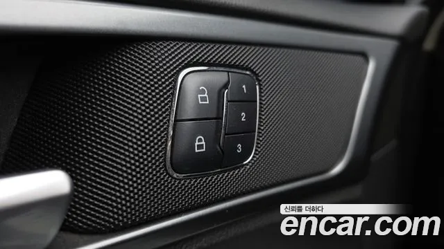 Ford Mondeo 2016 thumb 8
