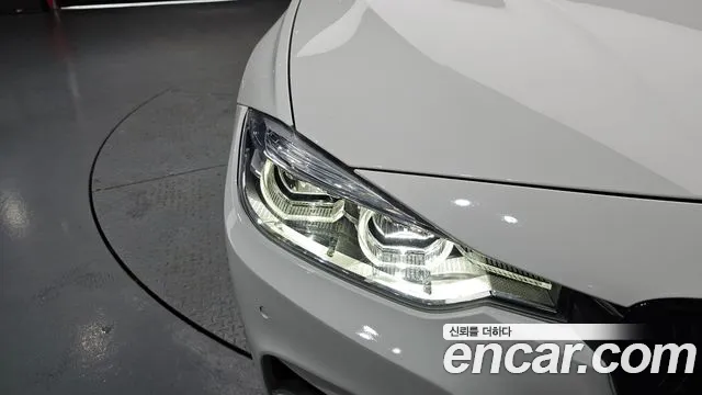 BMW 3 серии 2017 thumb 8
