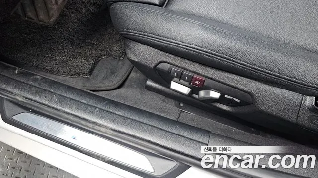BMW 3 серии 2017 thumb 7