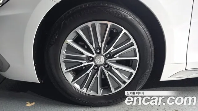 Hyundai Grandeur 2019 thumb 6