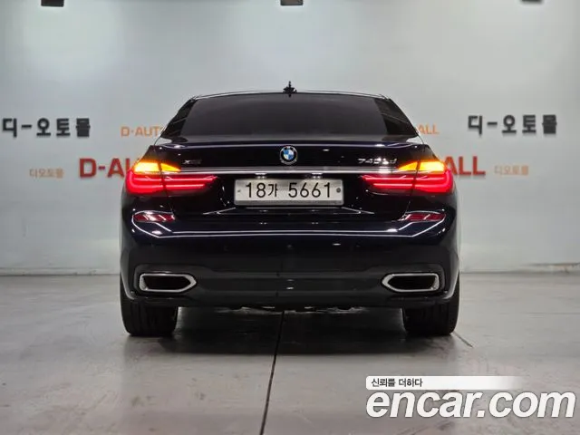 BMW 7 серии 2017 thumb 11