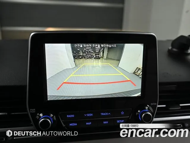 Hyundai Staria 2019 thumb 3