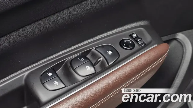 Renault QM6 2019 thumb 10