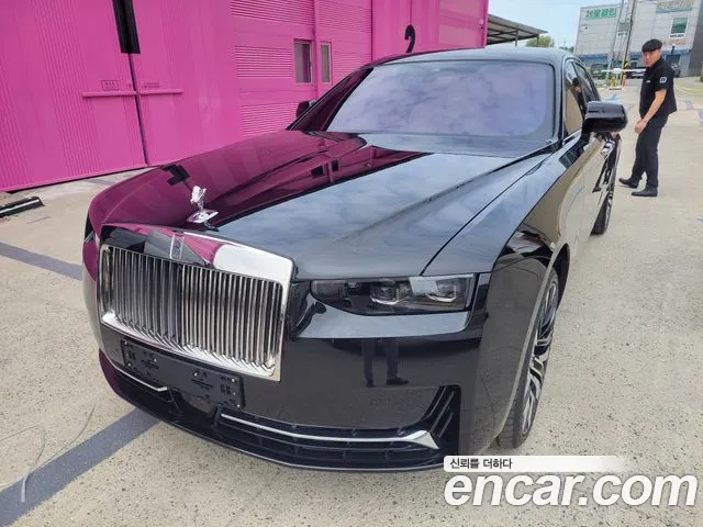 Rolls-Royce Ghost 2026 thumb 7