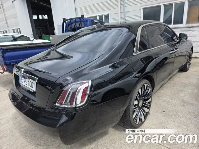Rolls-Royce Ghost 2026 thumb 10