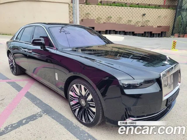 Rolls-Royce Ghost 2026 thumb 4