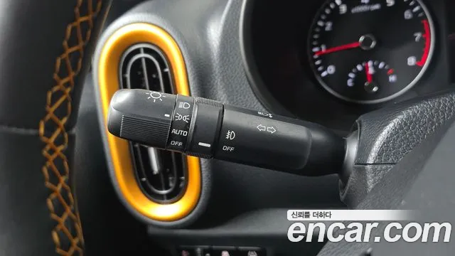 Kia morning 2022 thumb 7