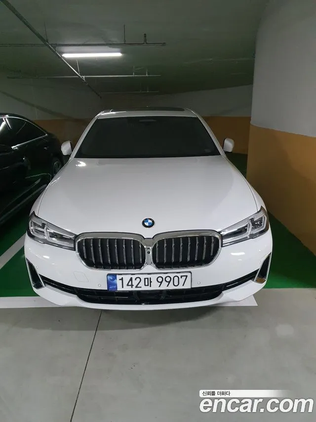 BMW 5 серии 2023 thumb 3