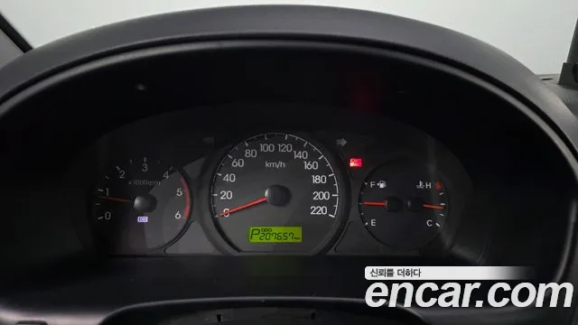 Hyundai Staria 2015 thumb 6