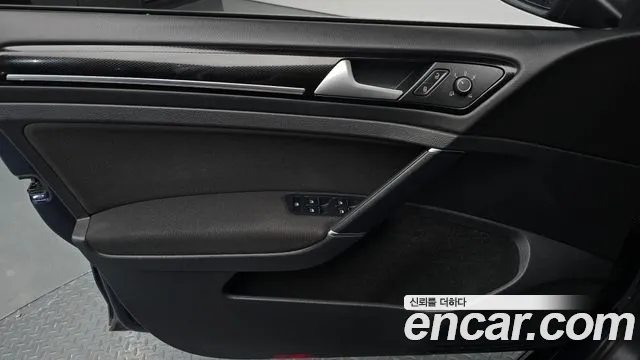 Volkswagen Golf 2015 thumb 12