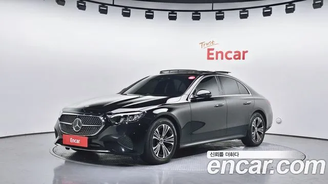 Mercedes-Benz E-Class 2024 thumb 10