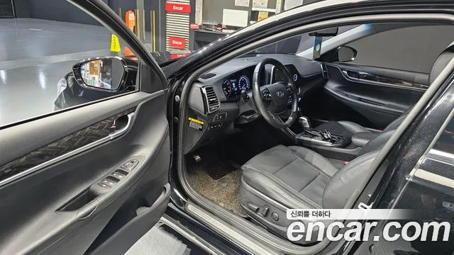 Hyundai Grandeur 2017 thumb 3