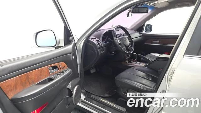 KGM Rexton 2016 thumb 9