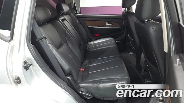 KGM Rexton 2016 thumb 10