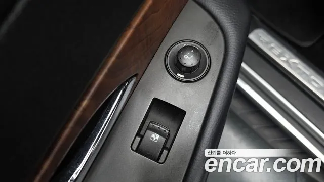 KGM Rexton 2016 thumb 2