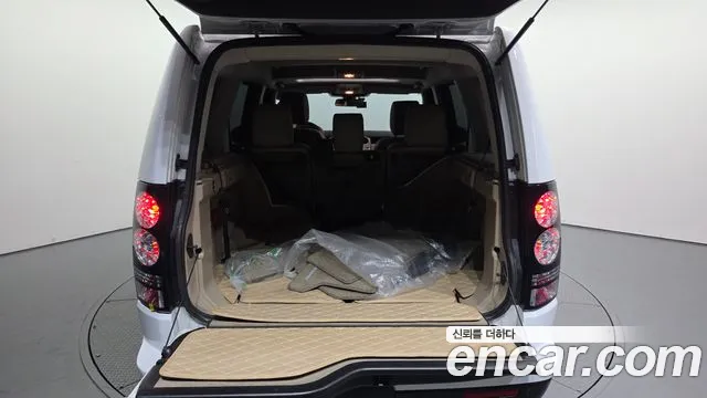 Land Rover Discovery 2015 thumb 3
