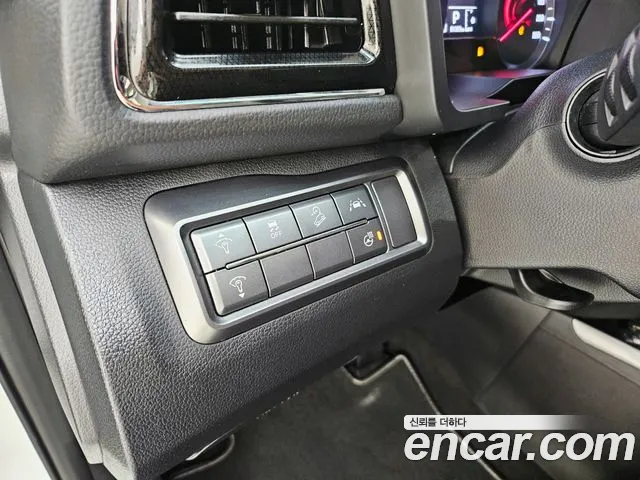 KGM Tivoli 2020 thumb 3