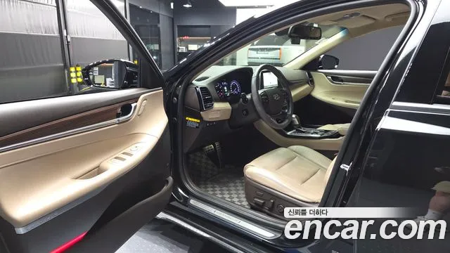 Hyundai Grandeur 2017 thumb 4