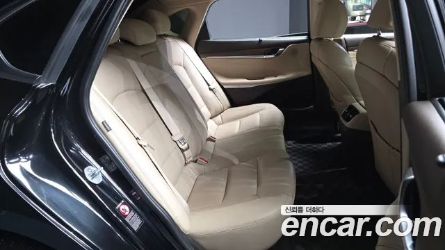 Hyundai Grandeur 2017 thumb 9