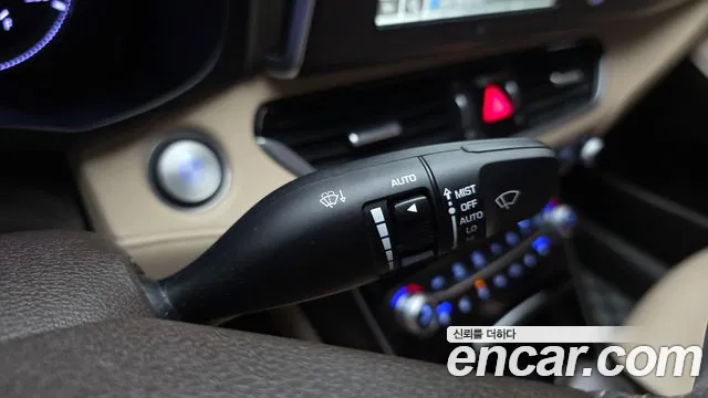 Hyundai Grandeur 2017 thumb 8