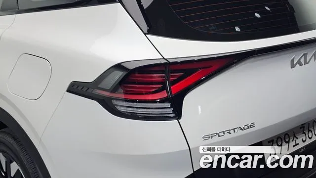 Kia Sportage 2023 thumb 8