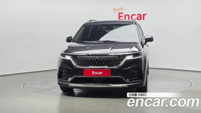 Kia Carnival 2023 thumb 3