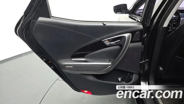 Hyundai Grandeur 2013 thumb 2