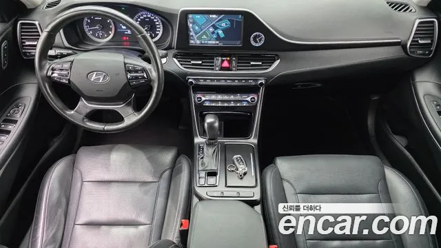 Hyundai Grandeur 2017 thumb 11