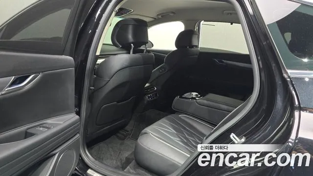 Genesis G80 2023 thumb 12