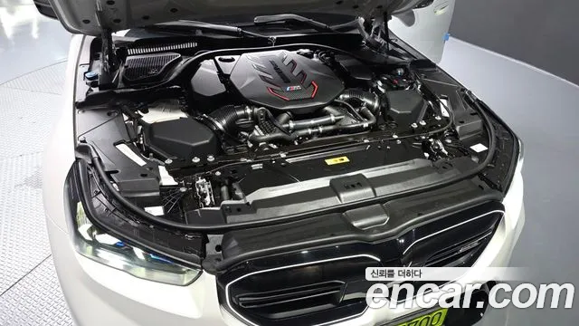 BMW M5 2025 thumb 10