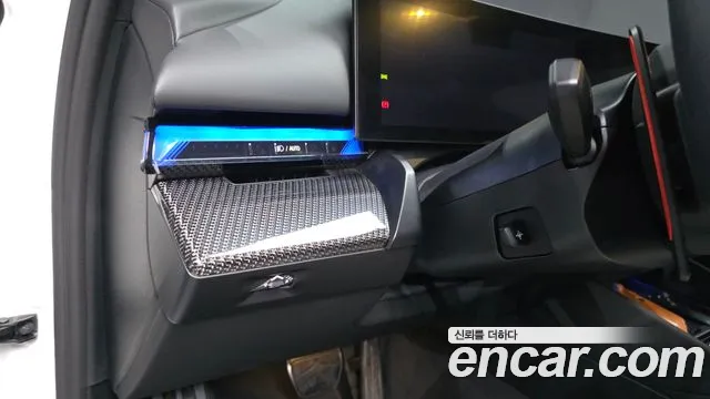 BMW M5 2025 thumb 9