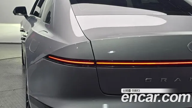 Hyundai Grandeur Hybrid 2024 thumb 3