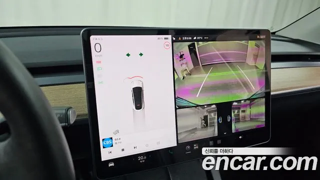 Tesla Model Y 2021 thumb 9