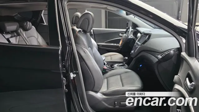 Hyundai Santafe 2016 thumb 4