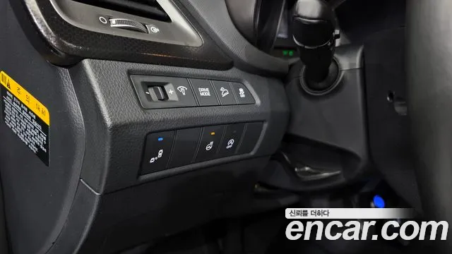 Hyundai Santafe 2016 thumb 3