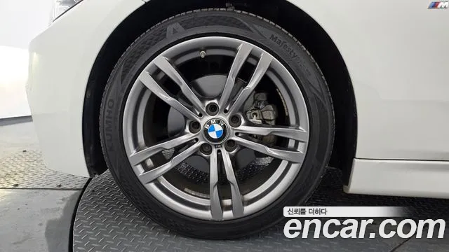 BMW 3 серии 2015 thumb 6