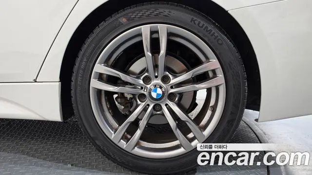 BMW 3 серии 2015 thumb 9