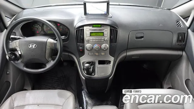 Hyundai Staria 2012 thumb 3