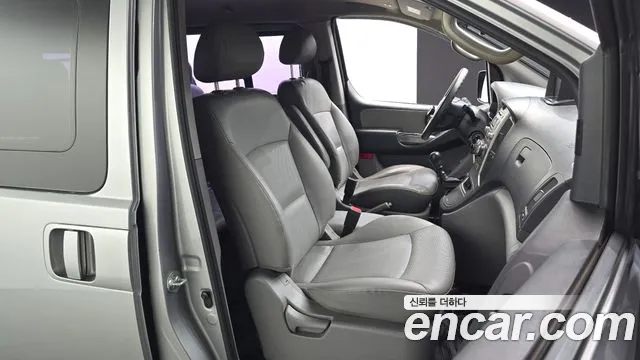 Hyundai Staria 2012 thumb 2
