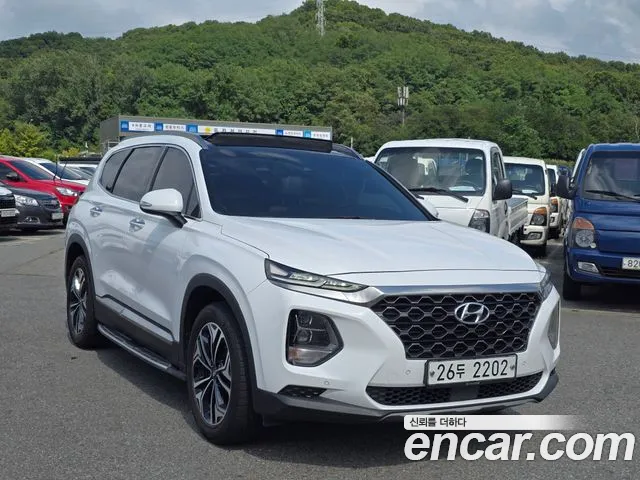 Hyundai Santa Fe 2018 thumb 3