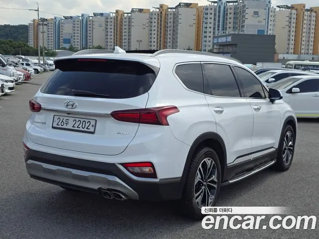 Hyundai Santa Fe 2018 thumb 5