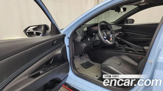 Hyundai Elantra 2023 thumb 5