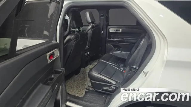 Ford Explorer 2020 thumb 6