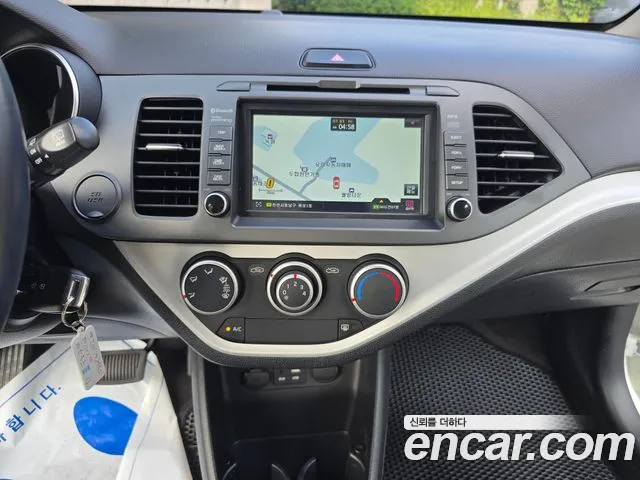 Kia Morning 2015 thumb 12